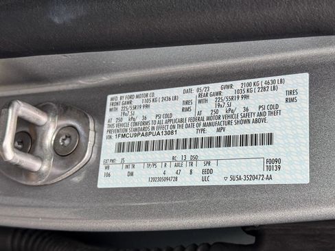 Used 2023 Ford Escape ST-Line Elite w/ Premium Technology Package AWD/4WD image 24