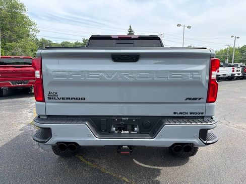Used 2025 Chevrolet Silverado 1500 RST AWD/4WD image 6