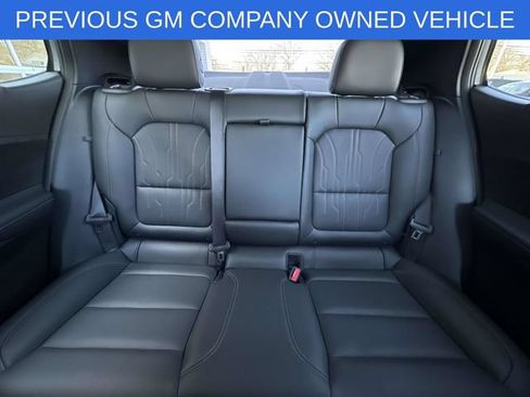 Used 2025 Buick Envista Avenir FWD image 49