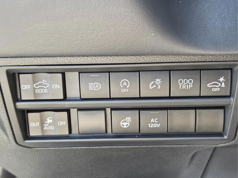 Used 2022 Toyota Tundra Platinum w/ Advanced Package RWD image 25