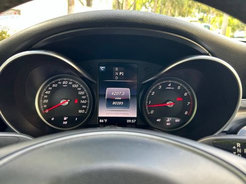 Used 2016 Mercedes-Benz C 300 4MATIC Sedan image 21