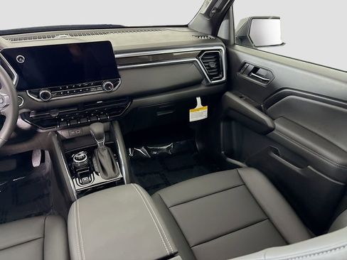 New 2025 GMC Canyon Elevation w/ Convenience Package image 23