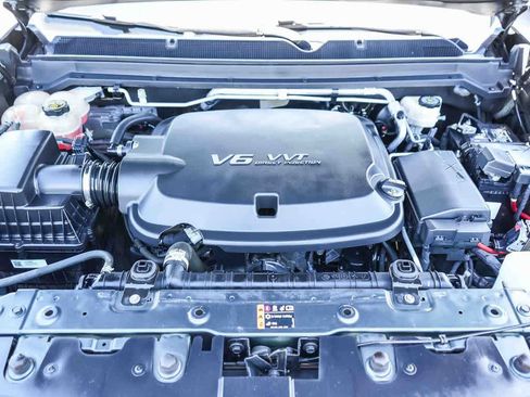 Used 2017 Chevrolet Colorado Z71 AWD/4WD image 25