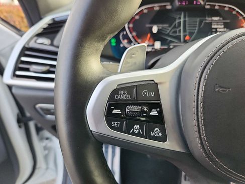 Used 2022 BMW X6 xDrive40i w/ Executive Package image 20