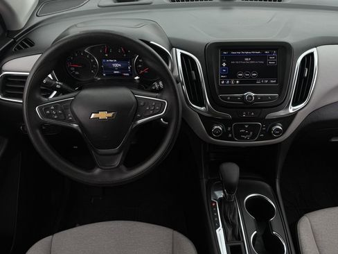 Used 2024 Chevrolet Equinox LS w/ LS Convenience Package FWD image 11