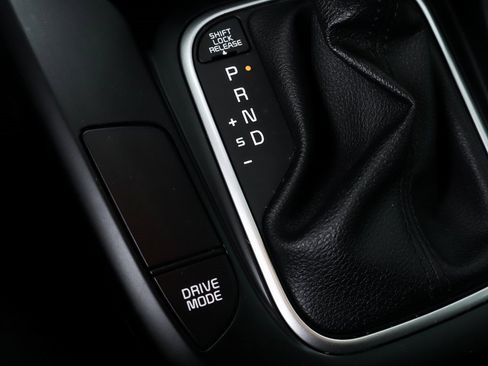 Used 2024 Kia Soul LX w/ Option Group 015 image 32