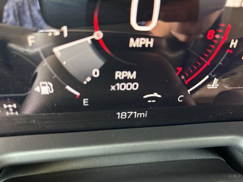 New 2026 GMC Acadia Elevation w/ Elevation Premium Package AWD/4WD image 32