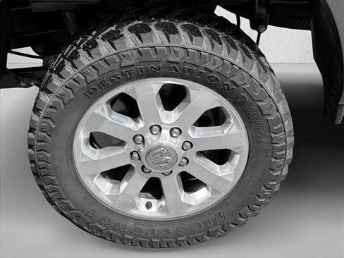 Used 2022 RAM 2500 Laramie AWD/4WD image 9
