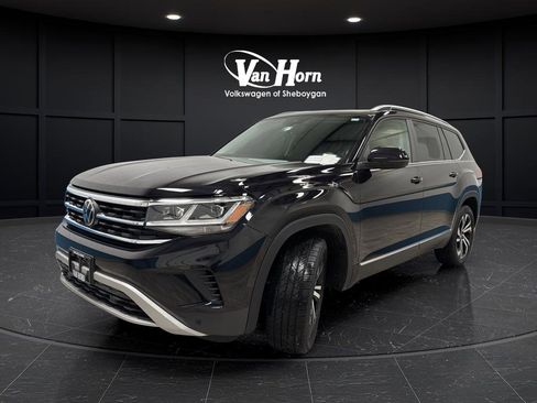 Used 2023 Volkswagen Atlas SEL image 3