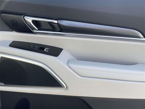 New 2025 Kia Telluride S image 17