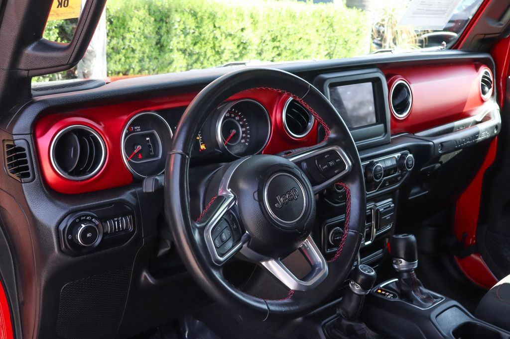 Used 2021 Jeep Wrangler Unlimited Rubicon AWD/4WD image 23
