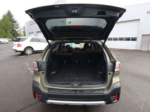 Used 2022 Subaru Outback Touring w/ Popular Package #2 image 31
