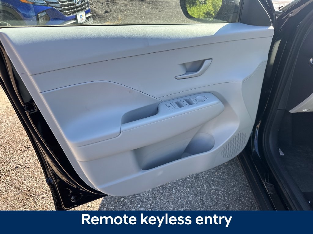 New 2027 Hyundai Kona SEL Sport AWD/4WD image 11