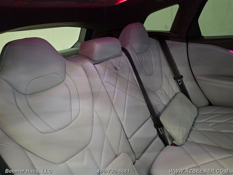 Used 2023 BMW XM AWD/4WD image 39