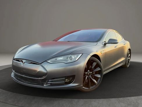 Used 2014 Tesla Model S 60 image 1