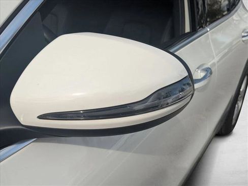 Used 2022 Mercedes-Benz GLA 250 image 20