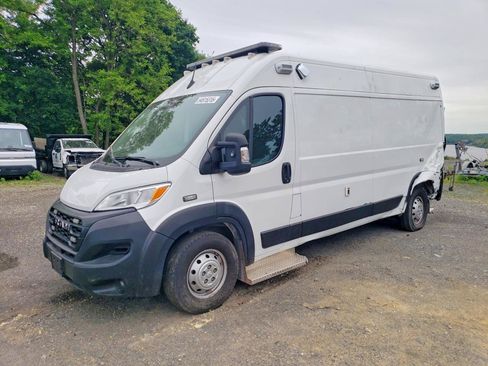 Used 2023 RAM ProMaster 2500 FWD image 2
