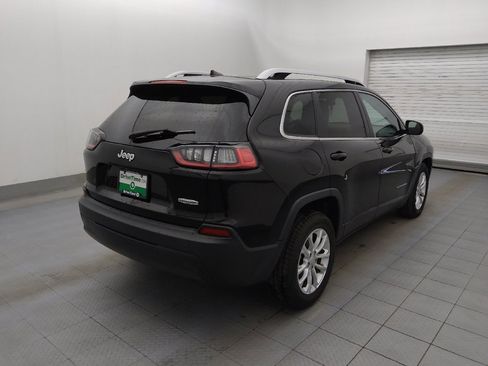 Used 2019 Jeep Cherokee Latitude w/ Popular Appearance Group image 9