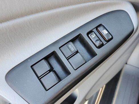 Used 2012 Toyota Tacoma PreRunner image 35