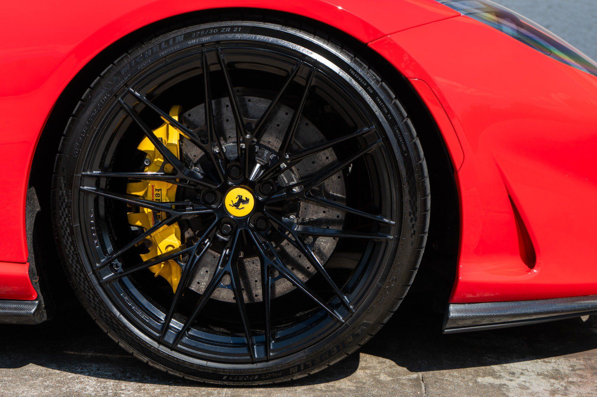 Used 2019 Ferrari 812 Superfast RWD image 47