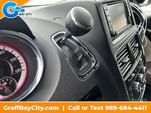 Used 2019 Dodge Grand Caravan SXT image 22