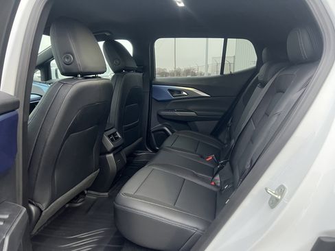 New 2026 Chevrolet Equinox EV LT image 9