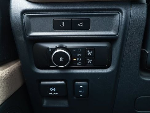 Used 2024 Ford Expedition Max Limited RWD image 15