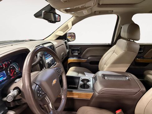 Used 2017 Chevrolet Silverado 1500 LTZ w/ LTZ Plus Package image 10