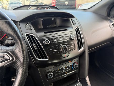 Used 2016 Ford Focus ST image 17