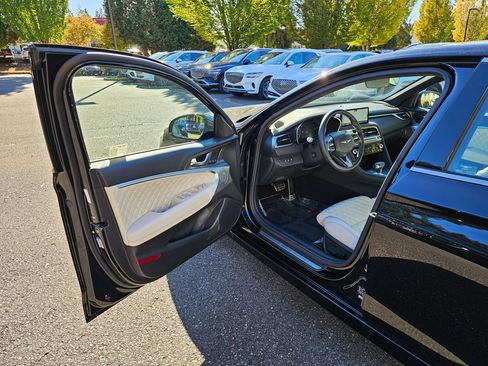 Certified 2025 Genesis G70 3.3T Advanced w/ Sport Prestige Package image 20