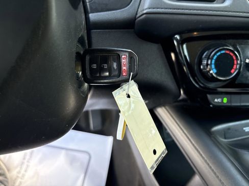 Used 2016 Honda HR-V LX image 30