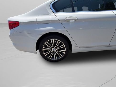 Used 2020 BMW 530i w/ Convenience Package RWD image 31