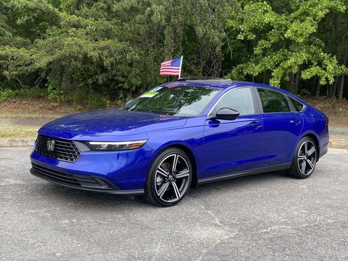 Certified 2025 Honda Accord Sport image 1