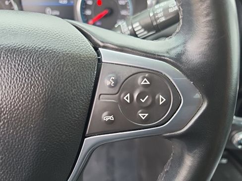 Used 2023 Chevrolet Traverse LT AWD/4WD image 12