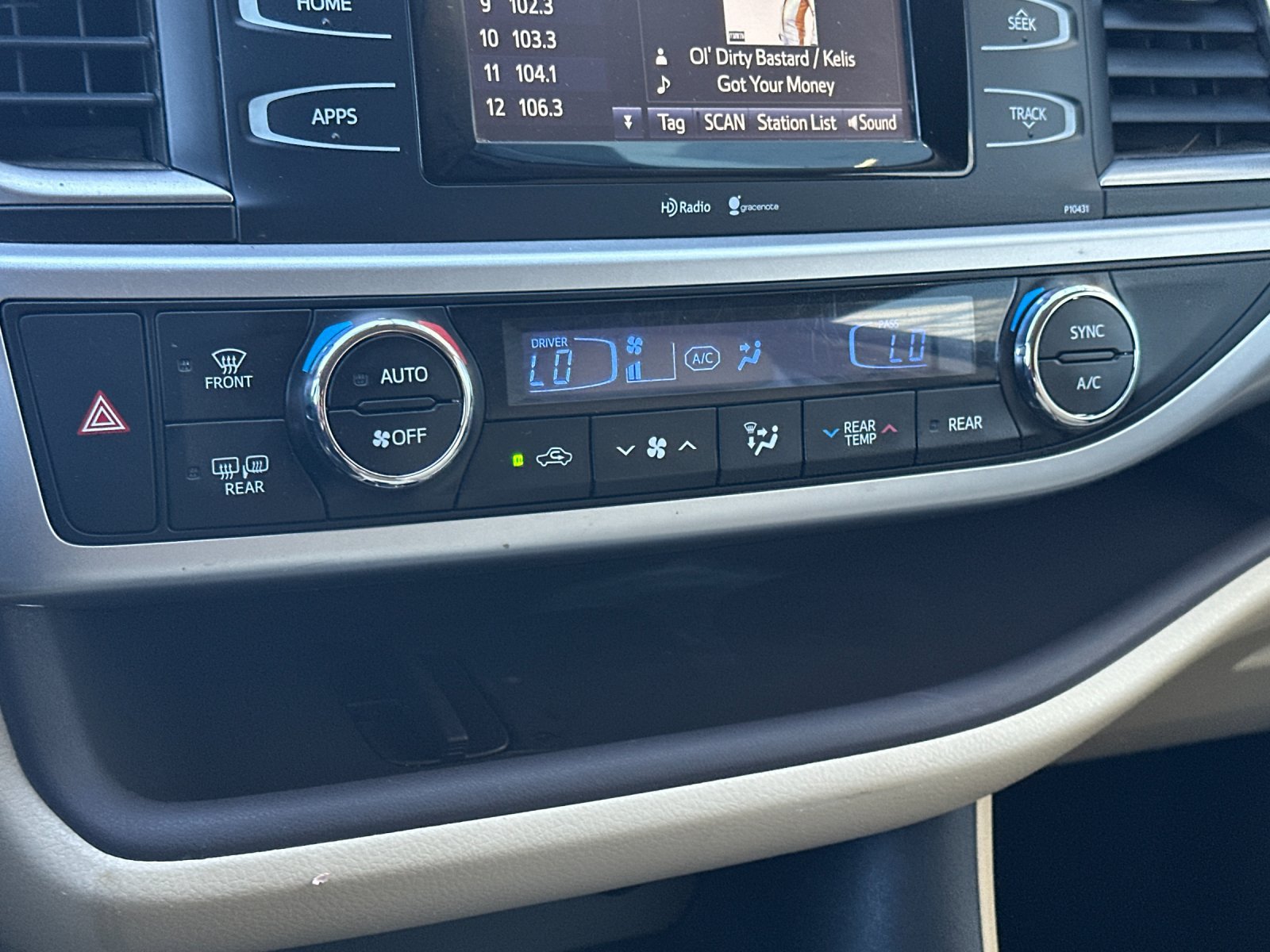 Used 2015 Toyota Highlander Plus AWD/4WD image 20