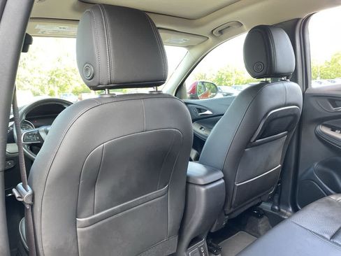 Used 2023 Buick Encore GX Essence w/ Experience Buick Package FWD image 20