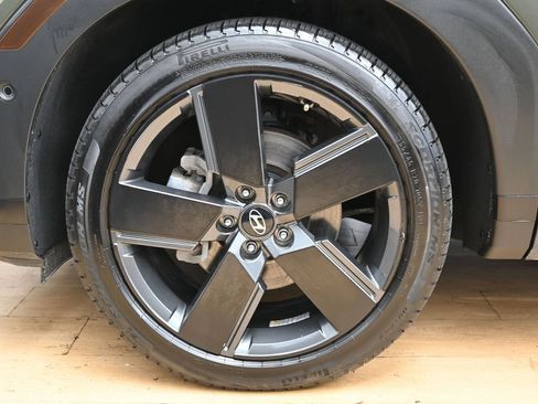 Used 2024 Hyundai Santa Fe Limited AWD/4WD image 35