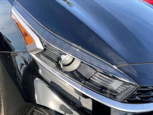 Used 2024 Kia Forte LXS image 24