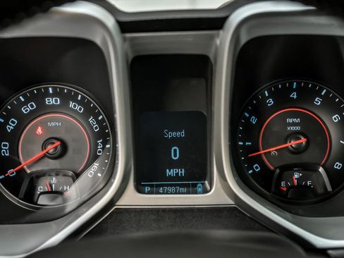 Used 2014 Chevrolet Camaro LT RWD image 17