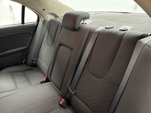 Used 2012 Ford Fusion SE image 17