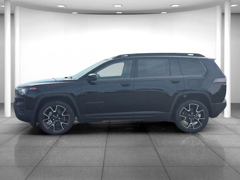 New 2026 Jeep Cherokee Overland w/ Advanced Pro Tech Group image 4