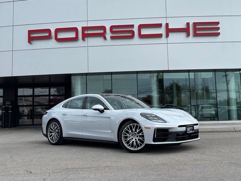 Certified 2025 Porsche Panamera 4 AWD/4WD image 20