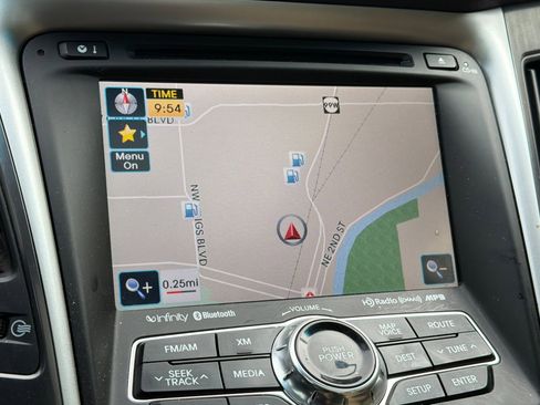 Used 2012 Hyundai Sonata Hybrid w/ Ultimate Pkg image 18