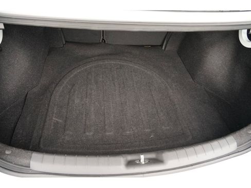 Used 2019 Hyundai Elantra SE w/ Cargo Package image 27