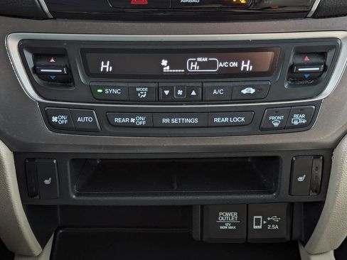 Used 2019 Honda Pilot EX-L image 23