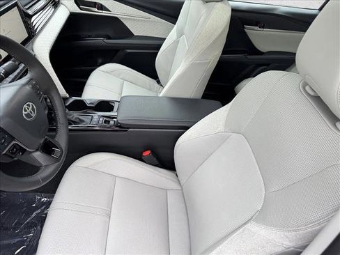 Certified 2025 Toyota Camry XLE image 10