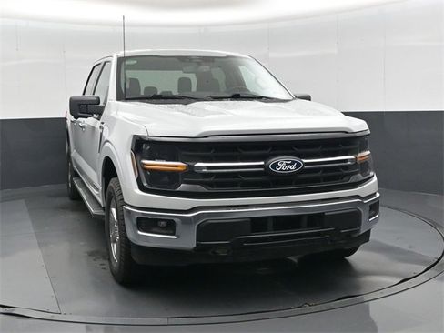 Used 2024 Ford F150 XLT w/ Mobile Office Package image 10