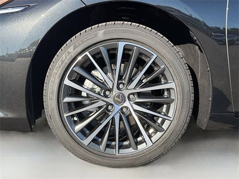 New 2025 Lexus ES 350 w/ Premium Package image 42