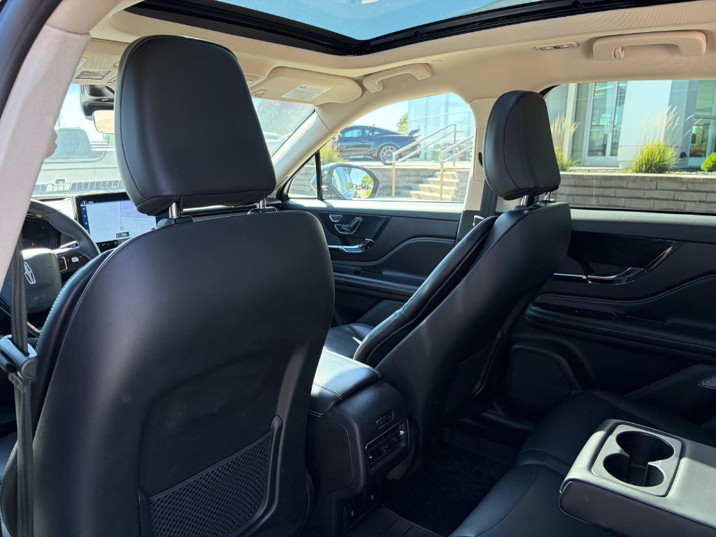 Certified 2023 Lincoln Corsair AWD w/ Equipment Group 102A image 14