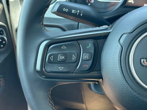 Used 2024 Jeep Gladiator Sport AWD/4WD image 36
